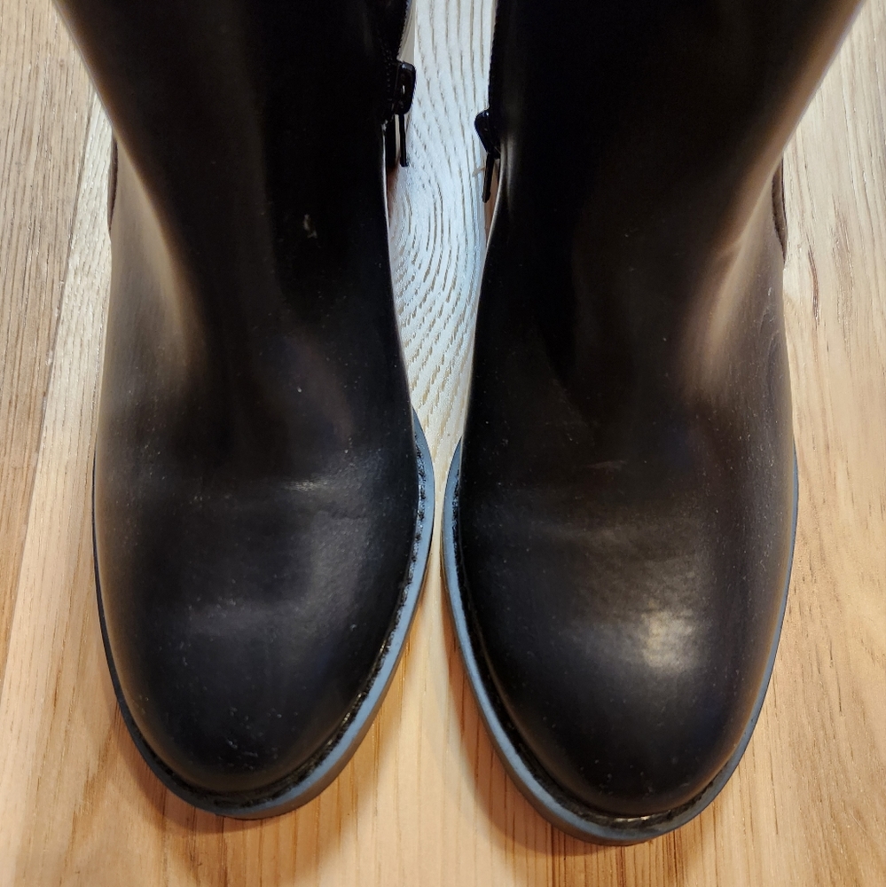 Loft Booties - Picture 5 of 6